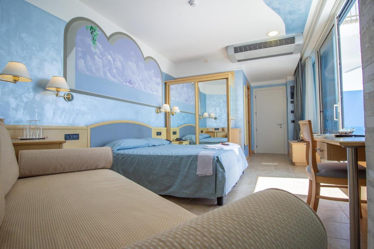 Hotel Universo Lido di Jesolo Eksteriør billede