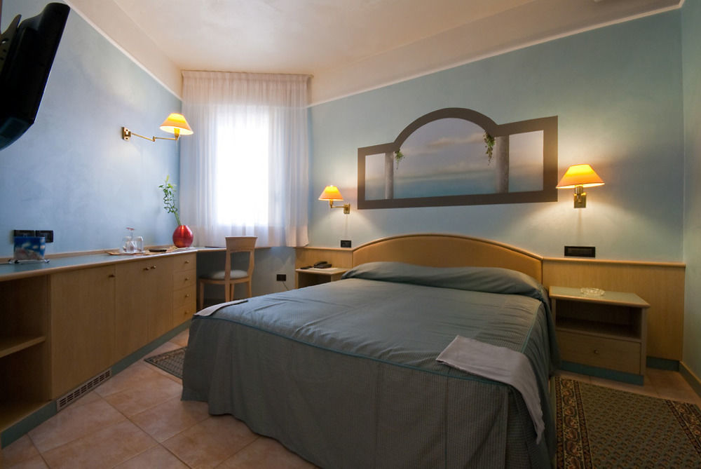 Hotel Universo Lido di Jesolo Eksteriør billede
