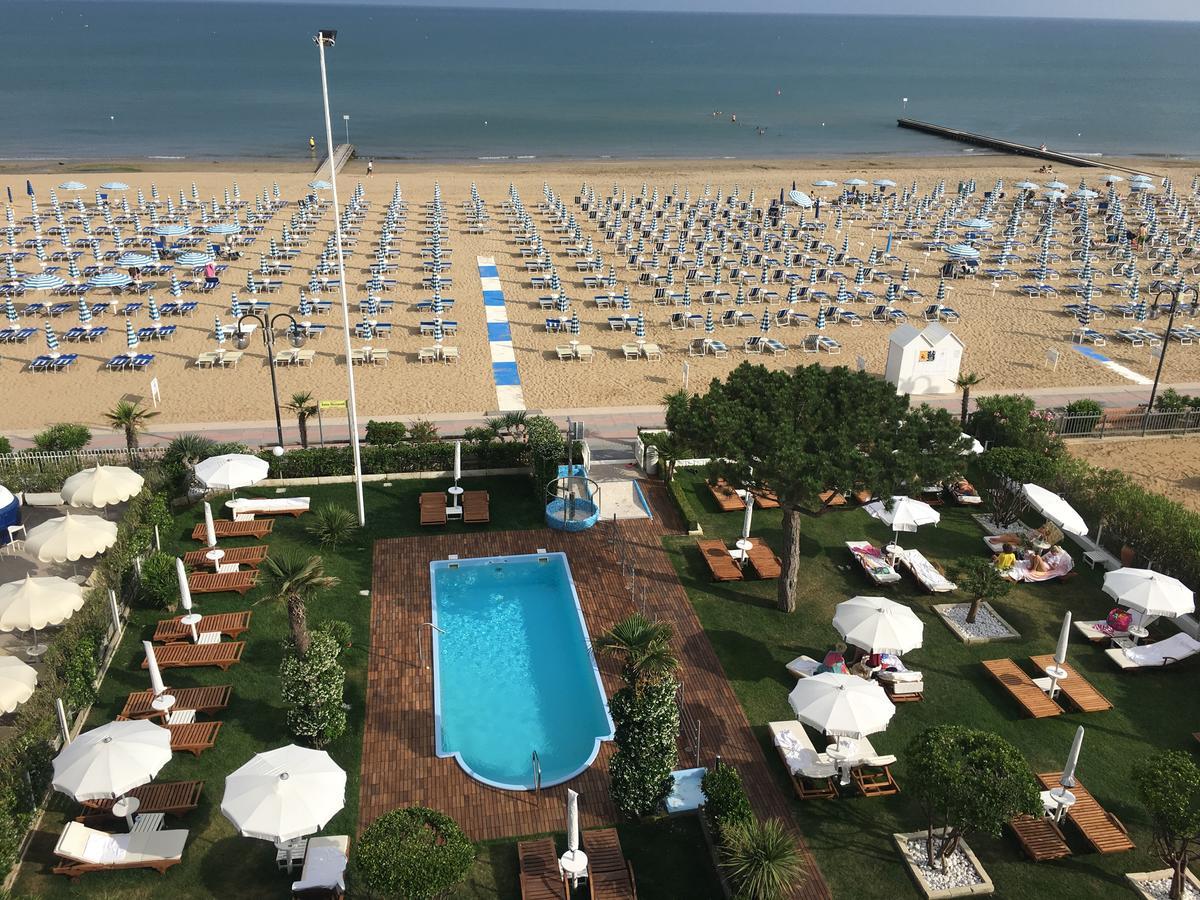 Hotel Universo Lido di Jesolo Eksteriør billede